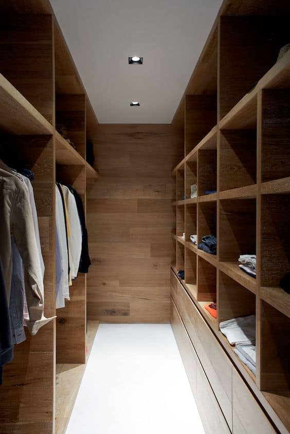 Master bedroom designs with walk in closets must come easy after you take a look at our suggestion list. Check more on betterthathome.com
