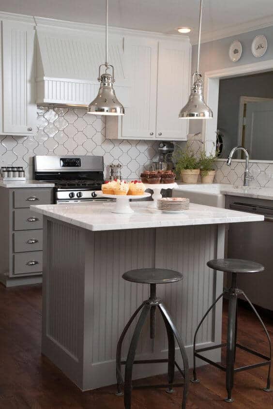 The small kitchen remodeling designs we picked out will make you believe you do not need a big space to have a charming kitchen! Check more on betterthathome.com