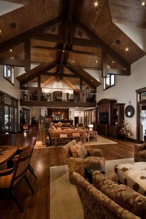 While searching for wooden barn house ideas, we came up with the best pictures our blog’s team could find and we think these will wow you! More at betterthathome.com