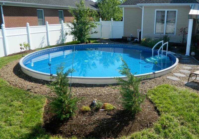 28 Creative Ideas For Landscaping Around Above Ground Pool
