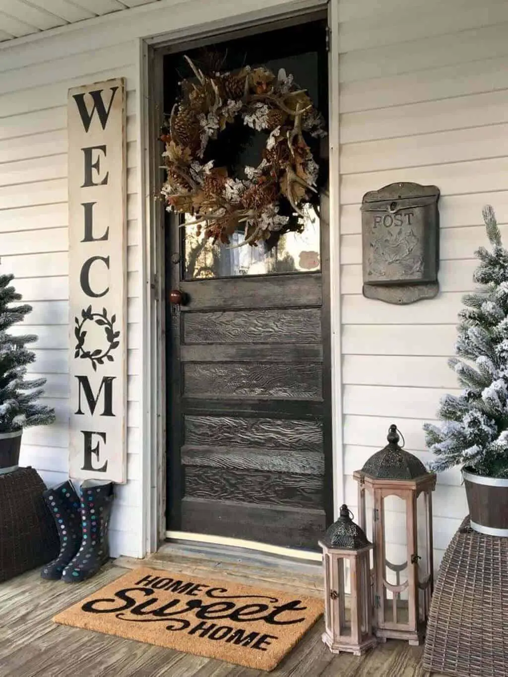 Get going and check the exterior door design ideas we found, we hope you like them! betterthathome.com for more.