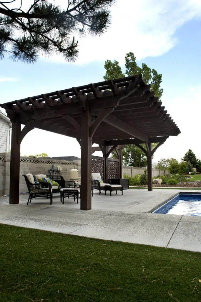 One can take these pool and pergola designs and adapt them to space they have available, either attached to the house or standing by itself, openly, or similar to a gazebo, at your pool’s side.