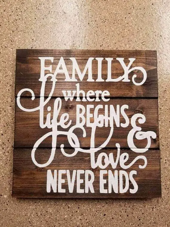 Wood art signs and decor are a great way to give a personalized touch to your home, from frame wooden signs with sayings for your kitchen to rustic wood wall art decor for your cottage or country home.